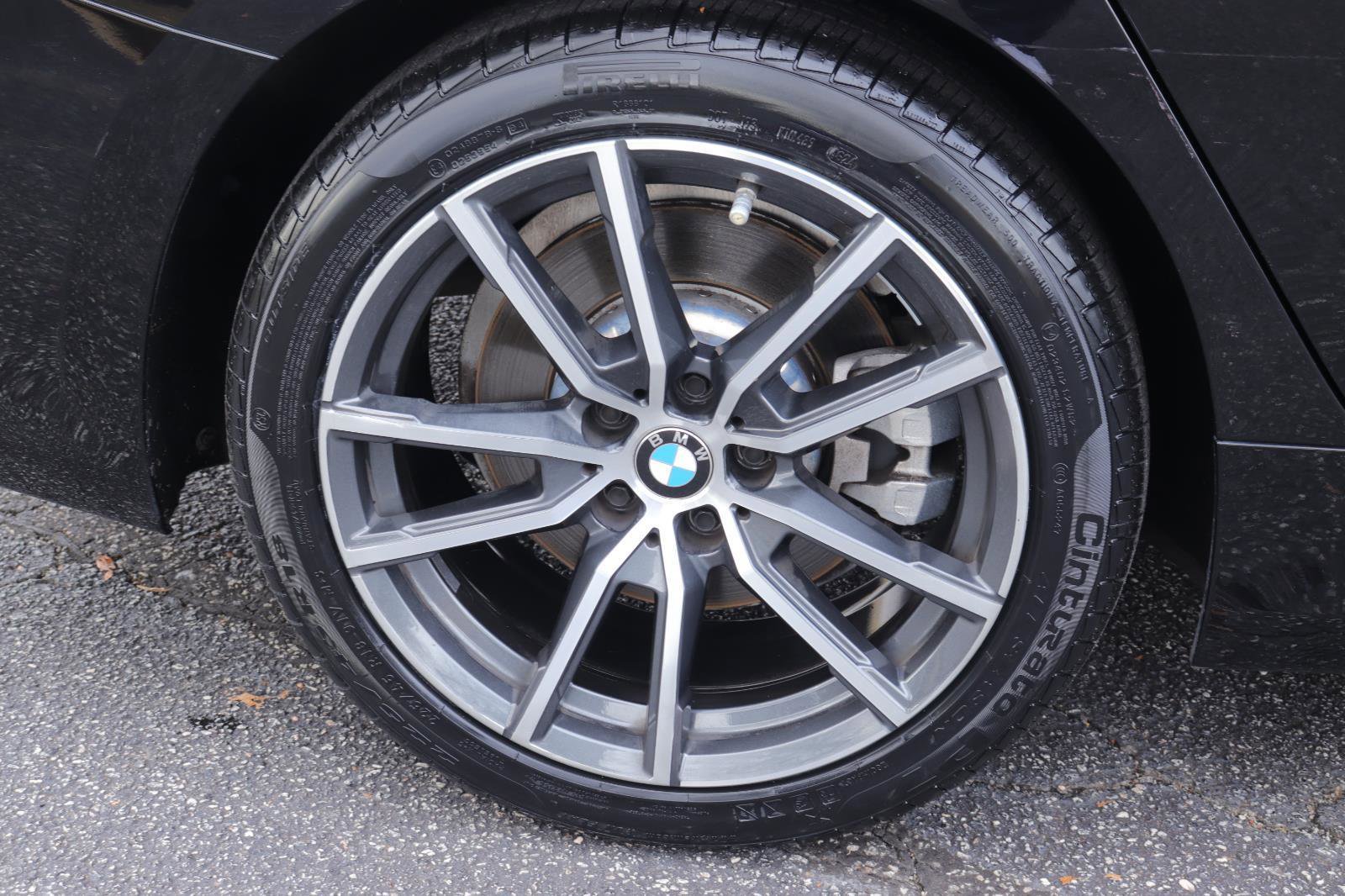 Used 2019 BMW 330i Sedan w/ Premium Package image 38