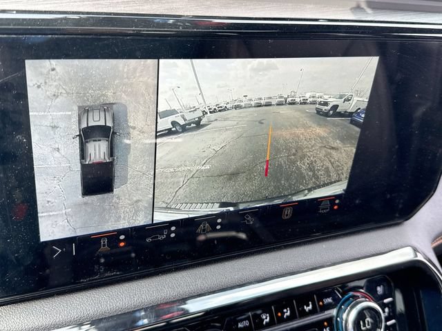 Used 2024 GMC Sierra 2500 AT4 w/ Technology Package AWD/4WD image 17