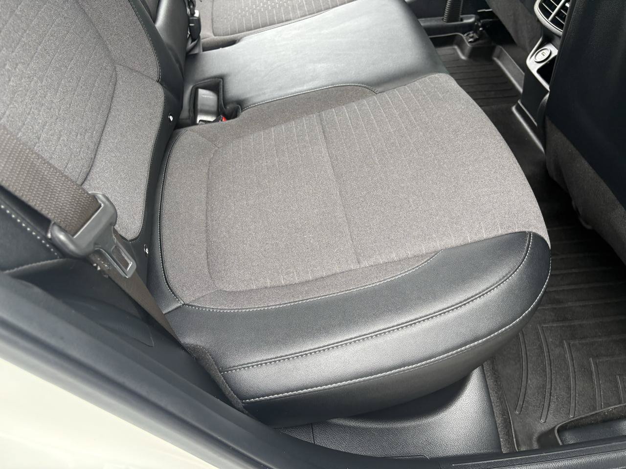 Used 2022 Kia Seltos S AWD/4WD image 47