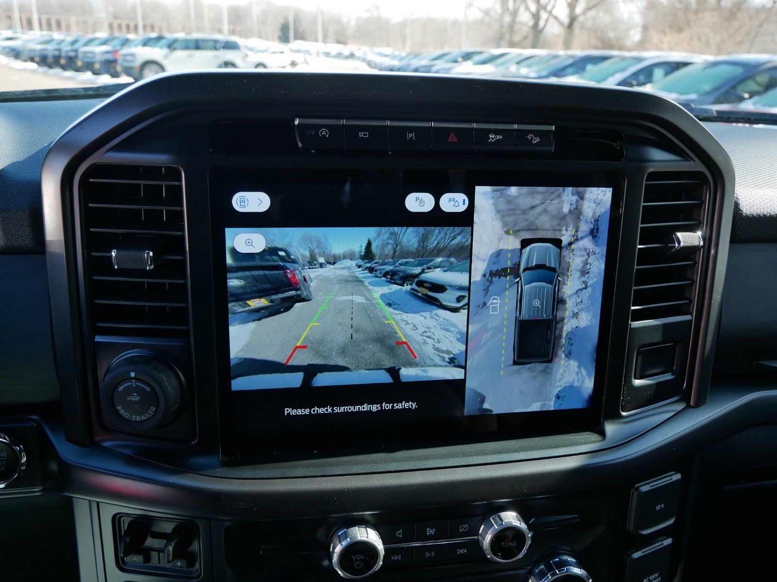 New 2024 Ford F150 XLT w/ Equipment Group 302A MID image 33