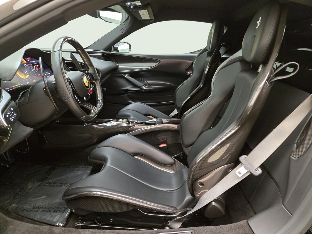 Used 2022 Ferrari SF90 Stradale image 18