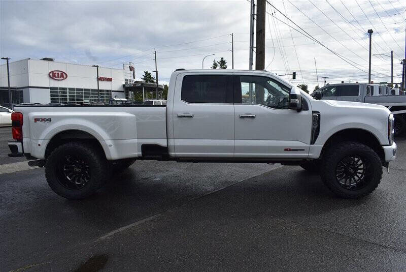 Used 2024 Ford F350 Platinum image 6