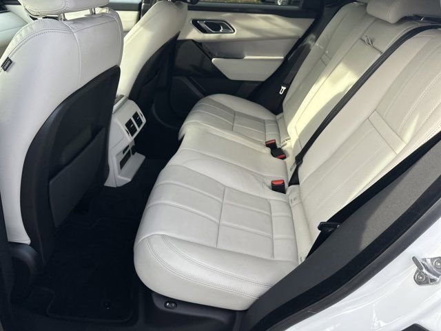 Used 2023 Land Rover Range Rover Velar R-Dynamic S image 27