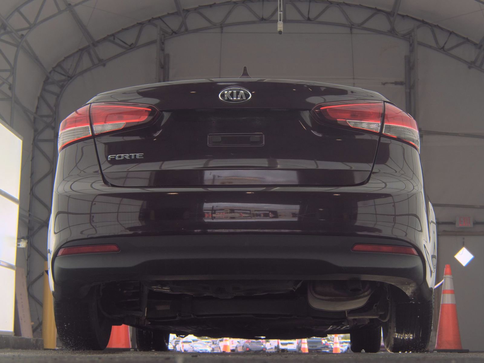 Used 2017 Kia Forte LX image 11