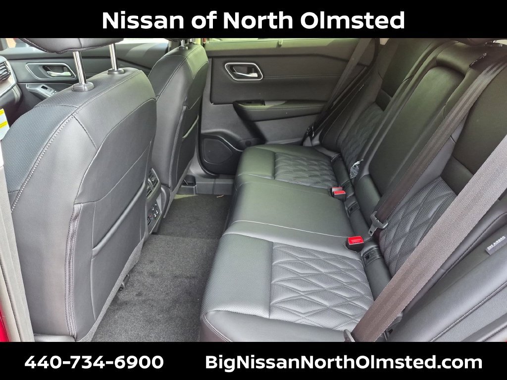 New 2026 Nissan Rogue Platinum w/ Platinum Premium Package AWD/4WD image 19