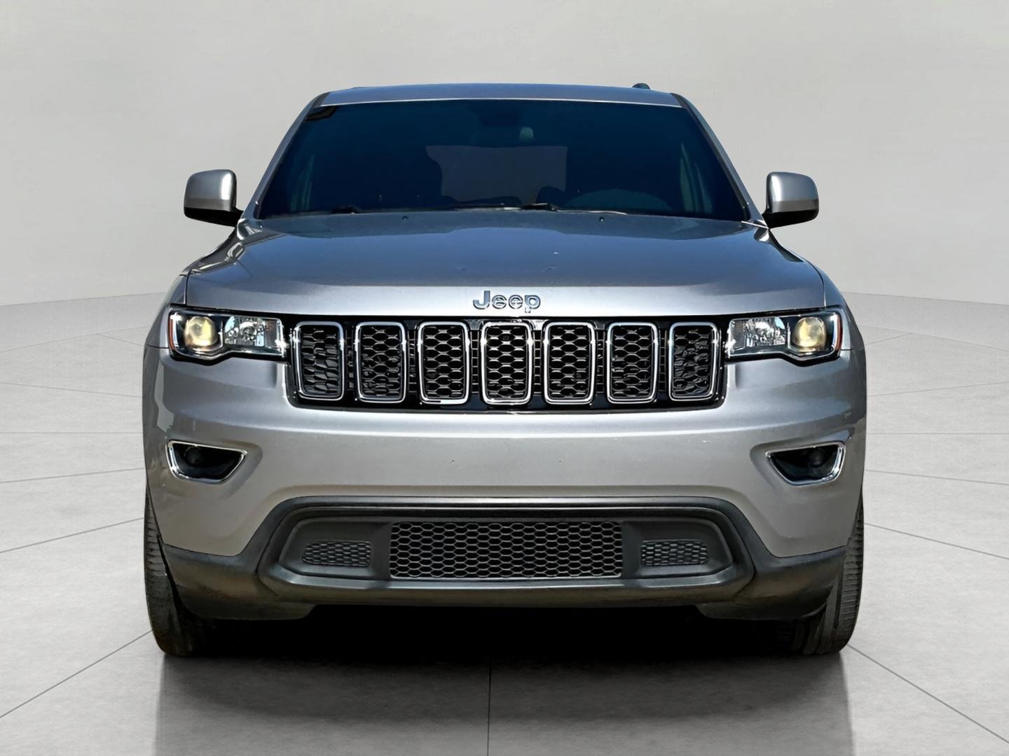 Used 2021 Jeep Grand Cherokee Laredo X AWD/4WD image 13