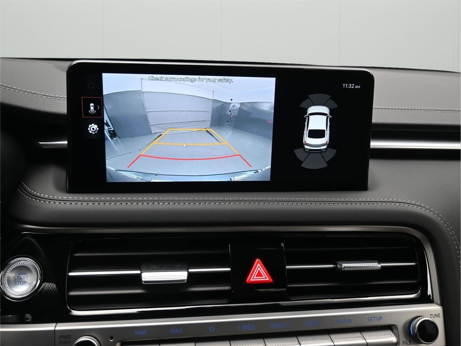 Used 2025 Genesis G70 2.5T w/ Sport Prestige Package image 17