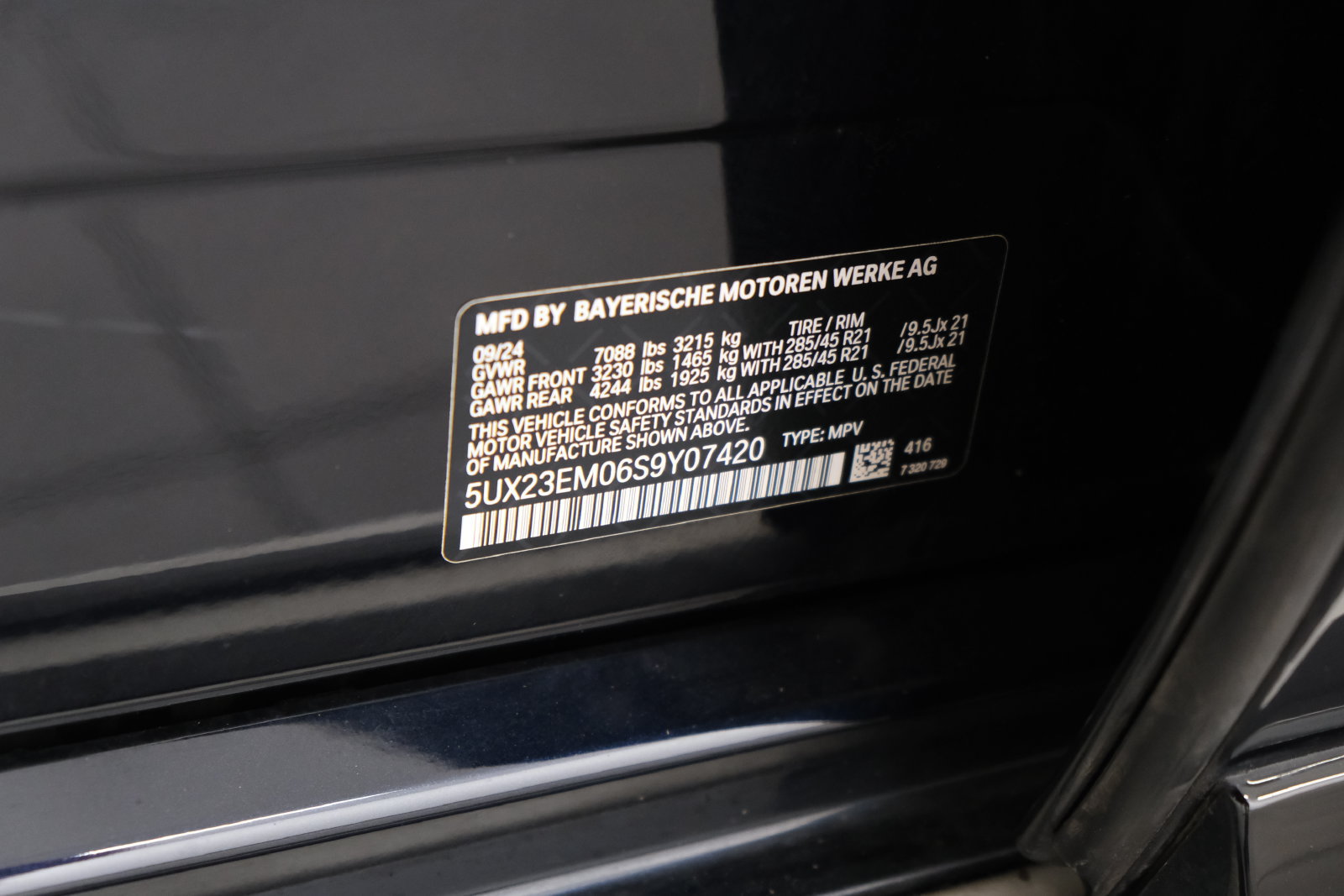 Used 2025 BMW X7 xDrive40i w/ M Sport Package AWD/4WD image 31