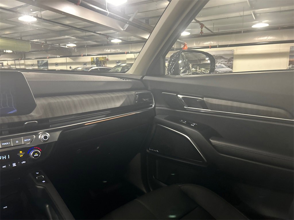 Used 2023 Kia Telluride SX image 25