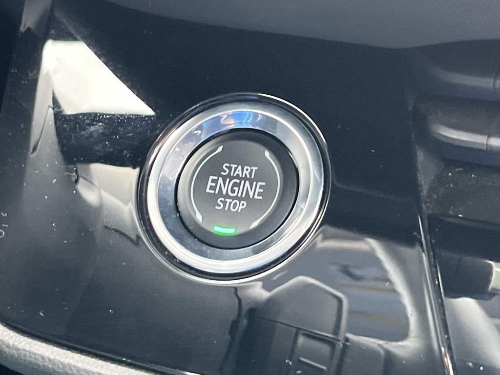 Used 2025 Buick Envision Preferred image 36