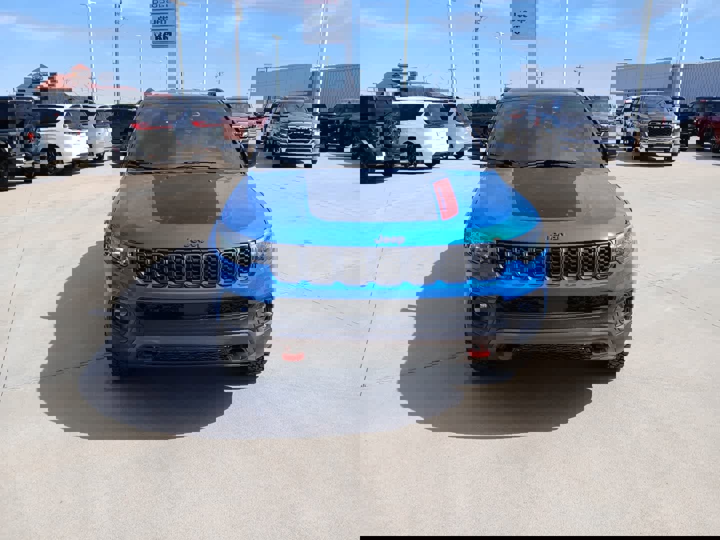 New 2026 Jeep Compass Trailhawk image 9