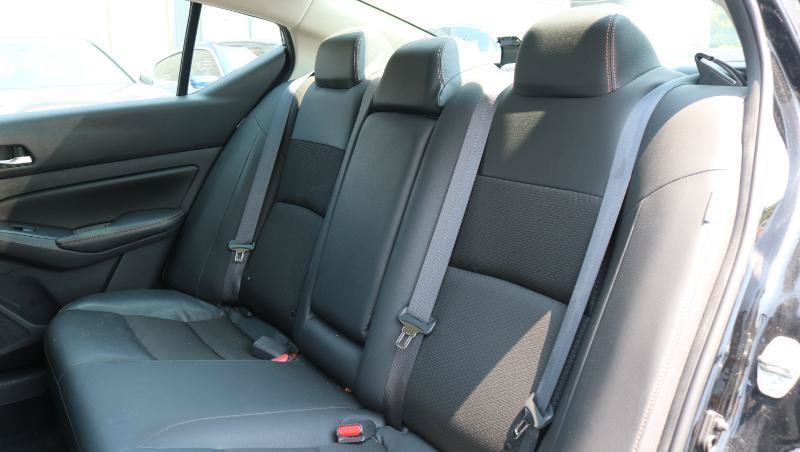 Used 2020 Nissan Altima 2.5 SR FWD image 16