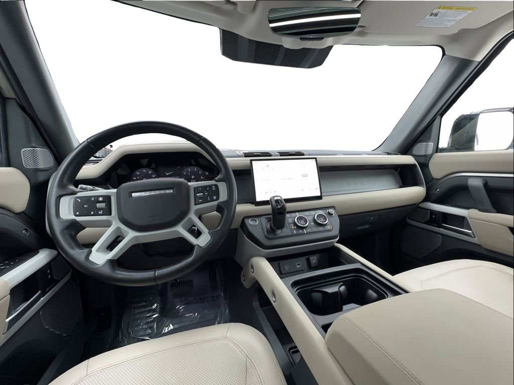 Used 2024 Land Rover Defender 130 S image 35