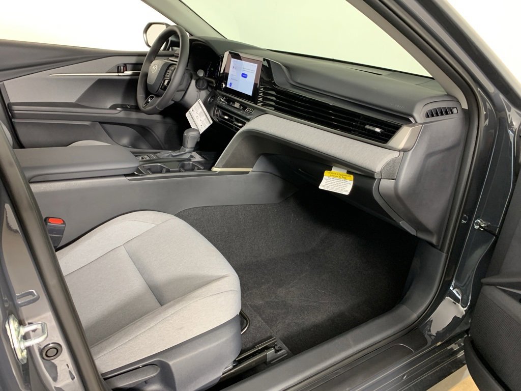New 2026 Toyota Camry LE w/ Convenience Package image 38