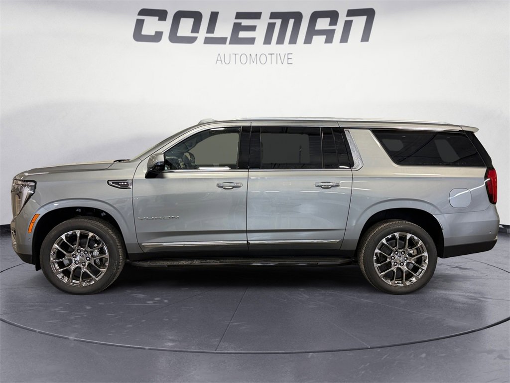 New 2026 GMC Yukon XL Elevation image 2