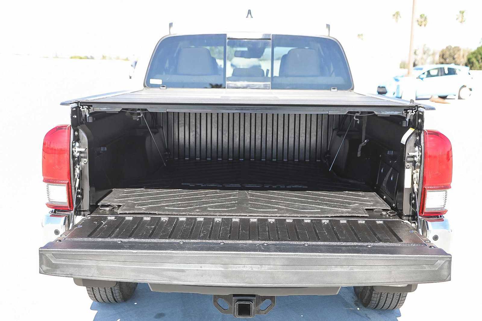 Certified 2021 Toyota Tacoma SR5 image 26