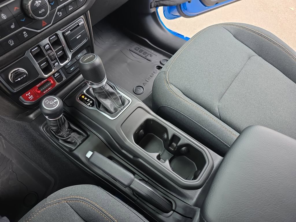 New 2026 Jeep Gladiator Sport AWD/4WD image 23