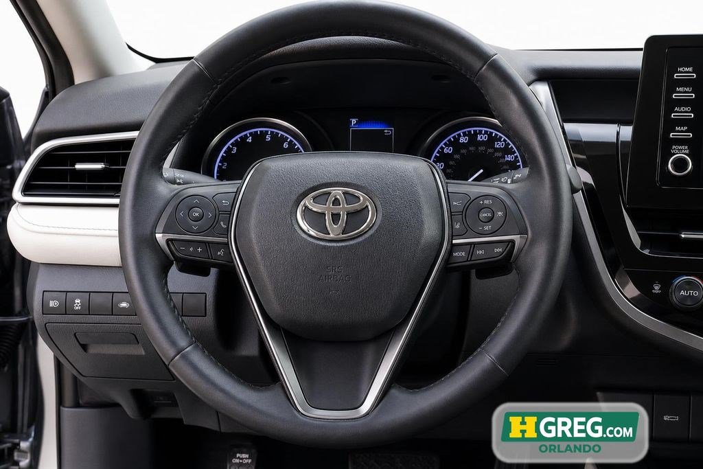 Used 2021 Toyota Camry SE FWD image 11