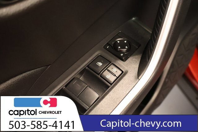 Used 2021 Toyota RAV4 SE w/ Weather & Moonroof Package AWD/4WD image 12