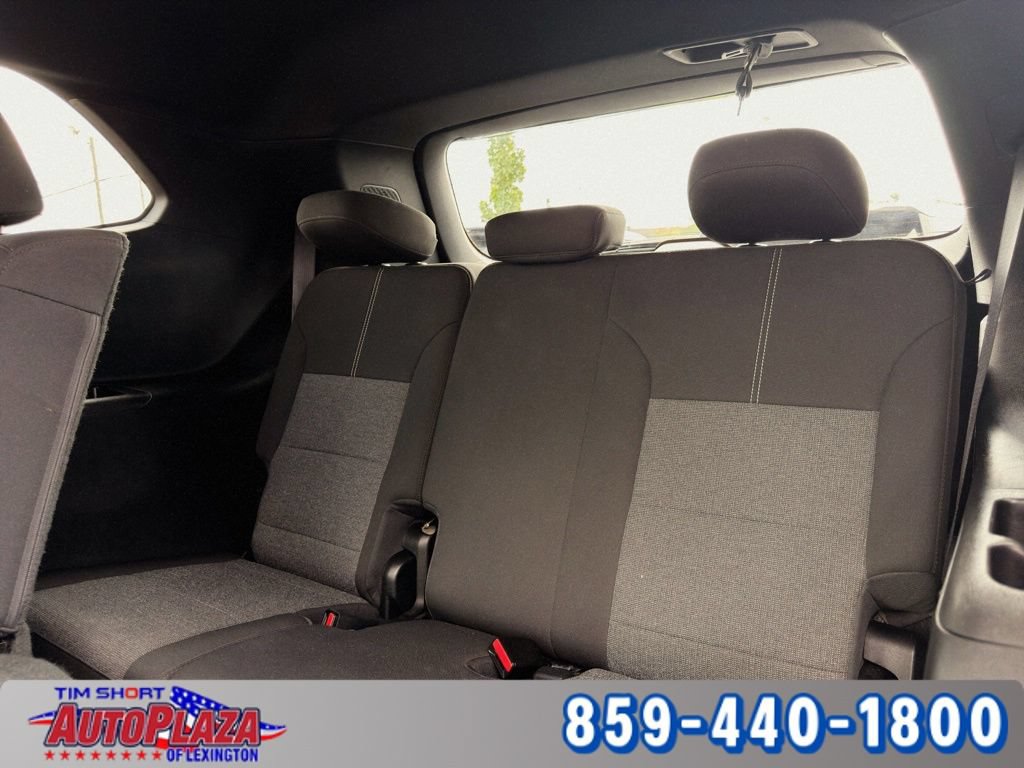Used 2025 GMC Acadia Elevation FWD image 26