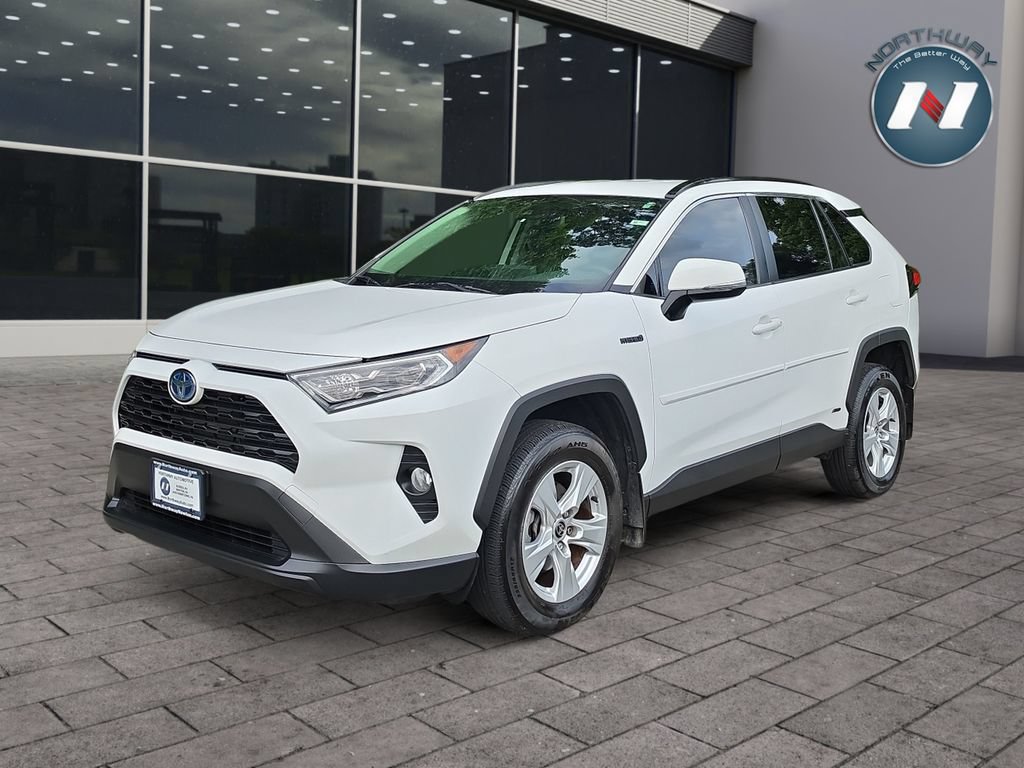 Used 2021 Toyota RAV4 XLE w/ XLE Grade Weather Package