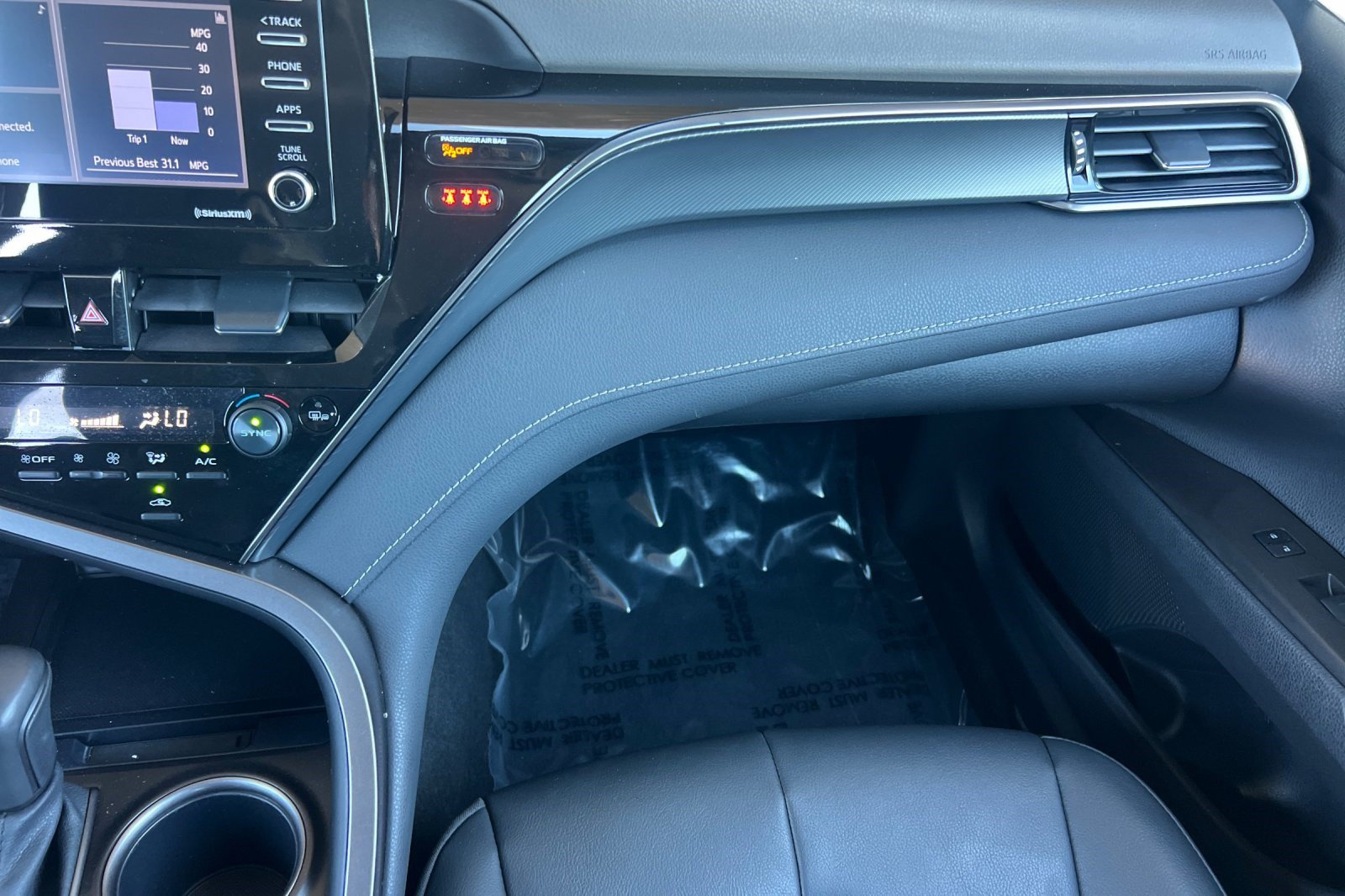 Used 2023 Toyota Camry SE FWD image 29