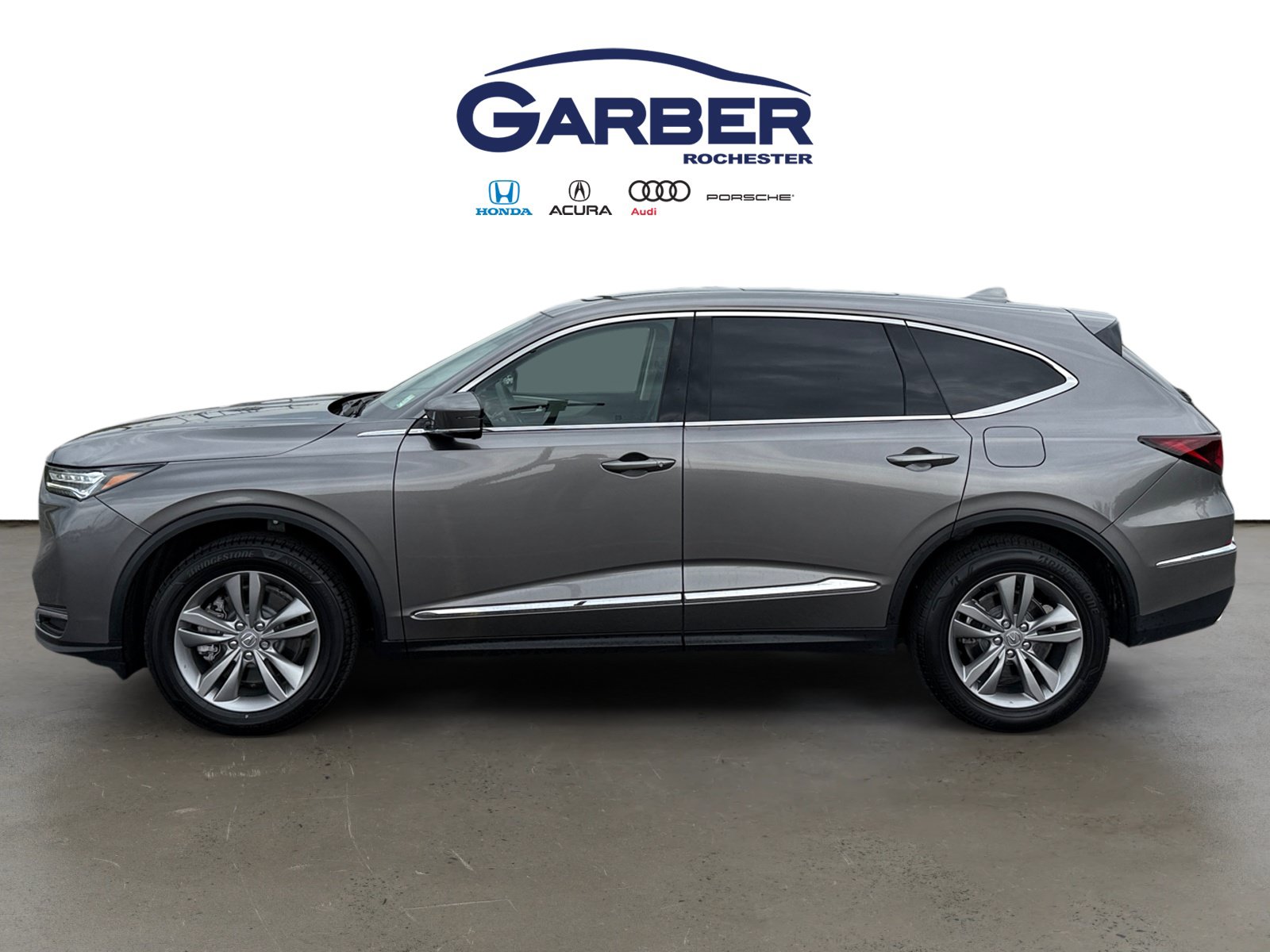 Used 2026 Acura MDX SH-AWD image 2