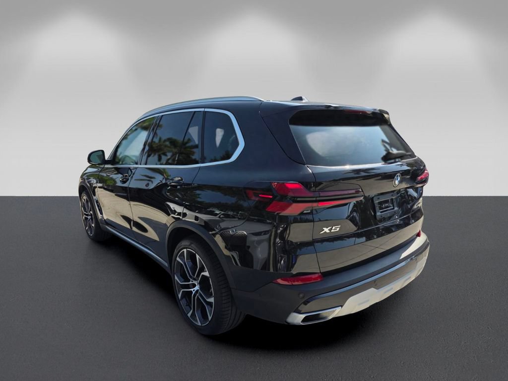 Certified 2025 BMW X5 sDrive40i w/ Premium Package RWD image 6