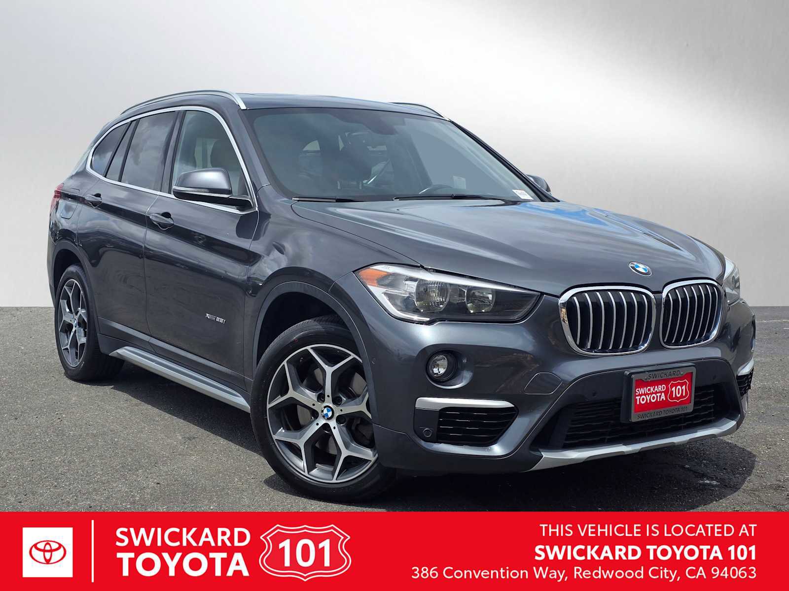 Used 2018 BMW X1 xDrive28i AWD/4WD image 1