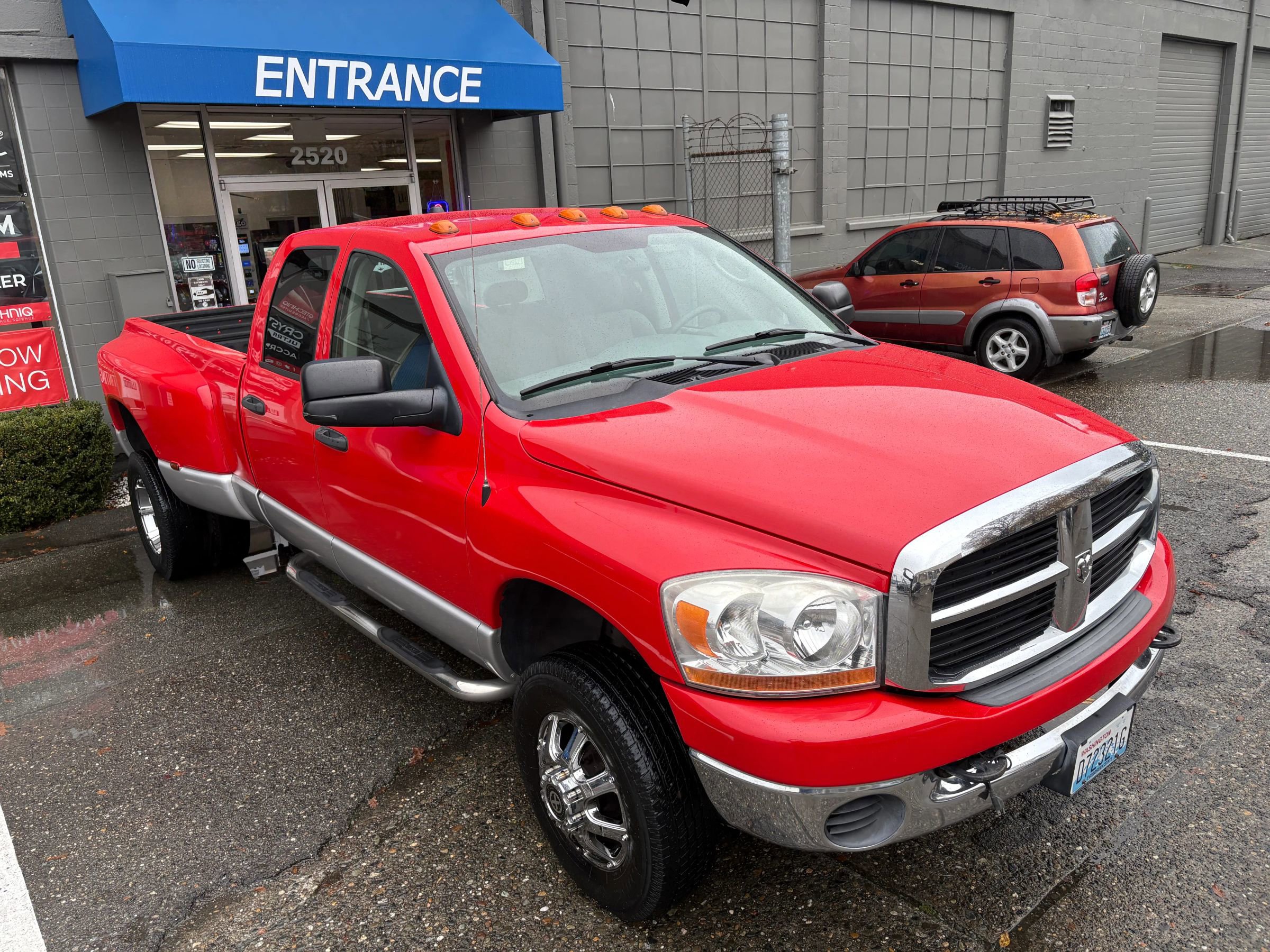 Used 2006 Dodge Ram 3500 Truck SLT image 7