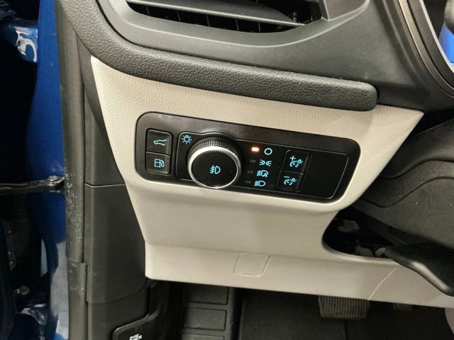 Used 2023 Ford Escape SE image 21