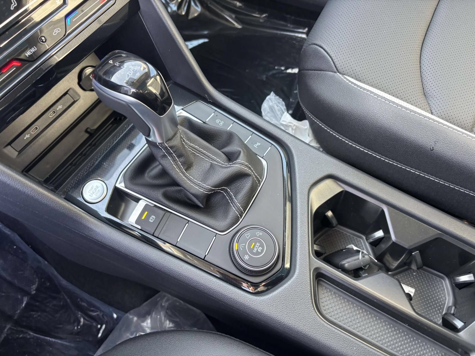 New 2026 Volkswagen Taos SEL AWD/4WD image 23