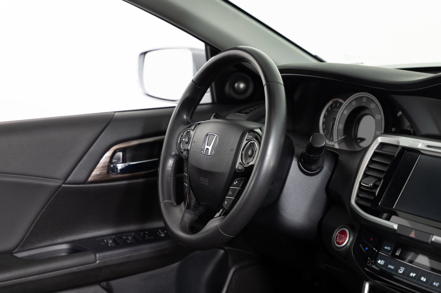 Used 2017 Honda Accord EX-L image 24