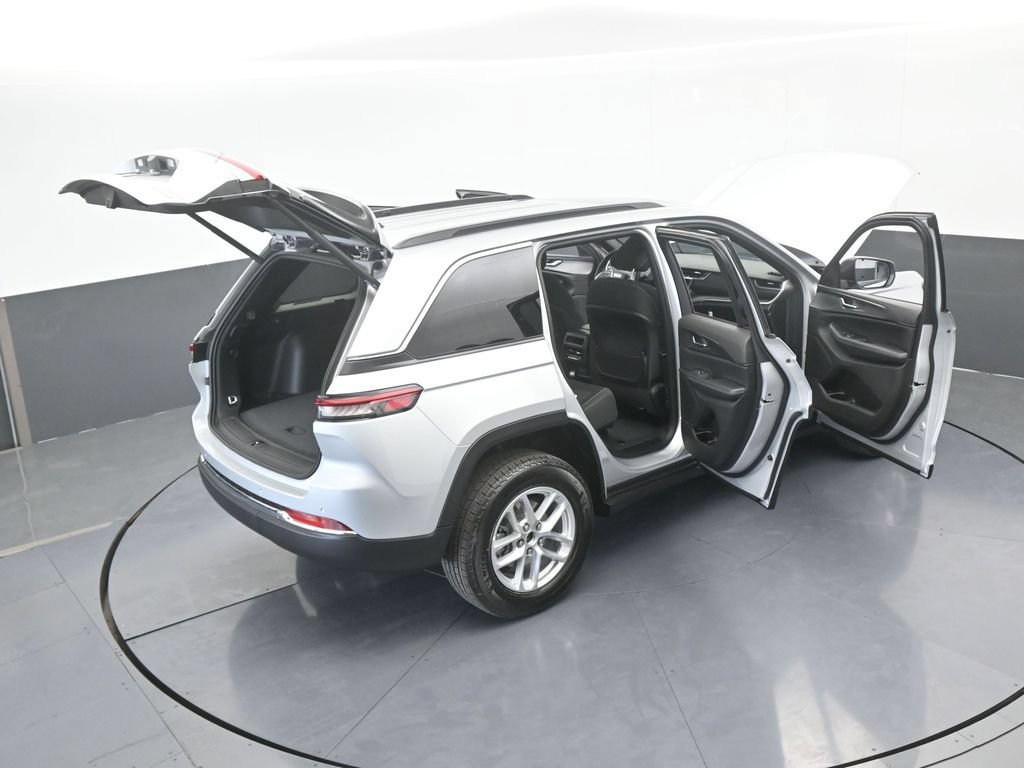 New 2026 Jeep Grand Cherokee Laredo X RWD image 62