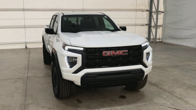 New 2026 GMC Canyon Elevation RWD image 3