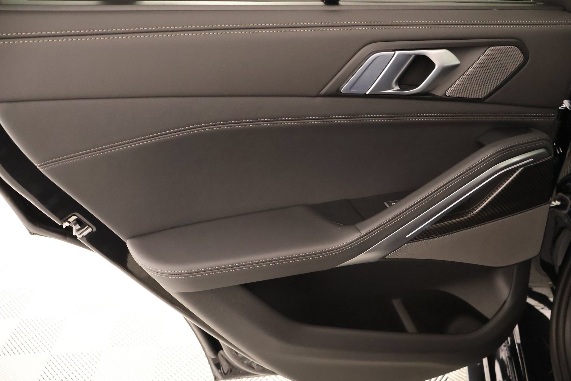 New 2027 BMW X6 M60i AWD/4WD image 18