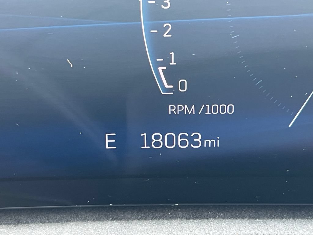 Certified 2024 Cadillac XT4 Sport AWD/4WD image 4