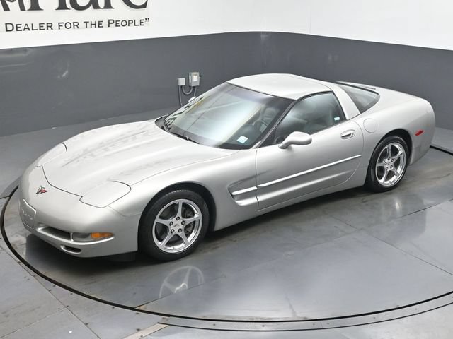 Used 2004 Chevrolet Corvette Coupe RWD image 36
