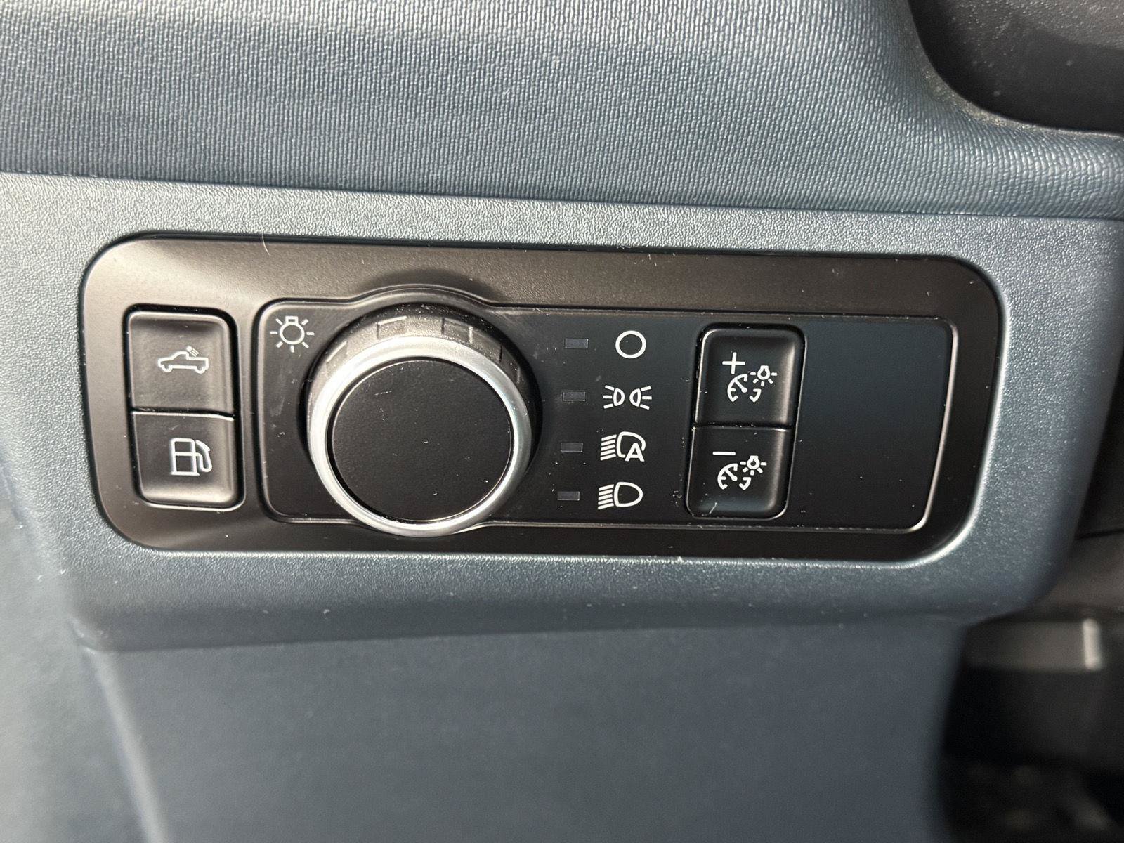 Certified 2025 Ford Maverick Lariat AWD/4WD image 16