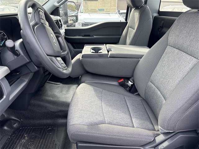 New 2026 Ford F250 XL w/ XL Off-Road Package image 17