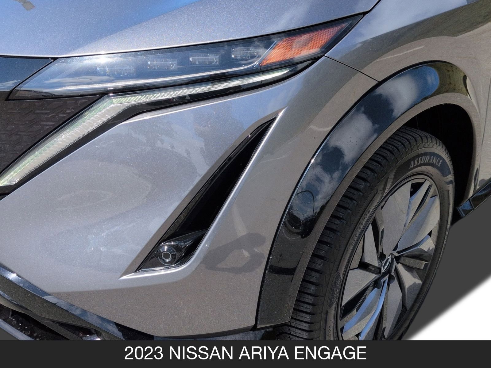 Used 2023 Nissan Ariya AWD image 10