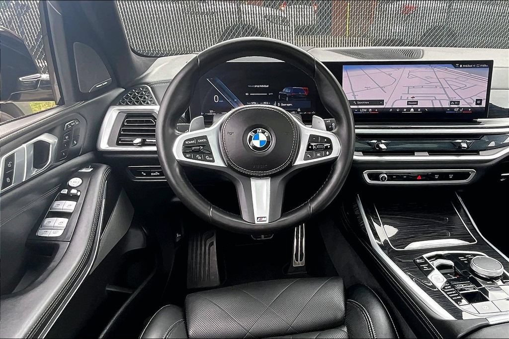 Used 2025 BMW X7 xDrive40i w/ M Sport Package AWD/4WD image 7