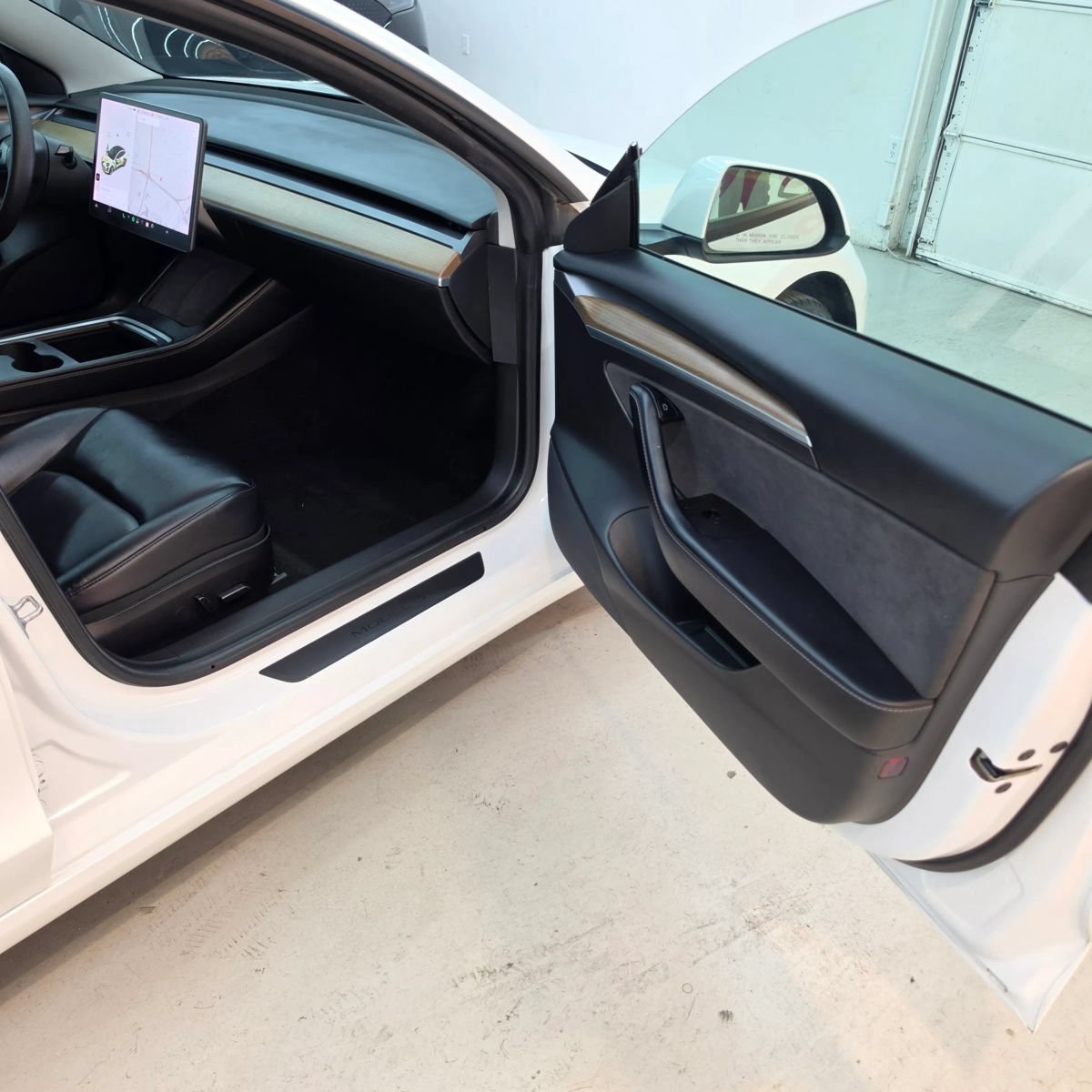 Used 2021 Tesla Model 3 Long Range AWD/4WD image 22