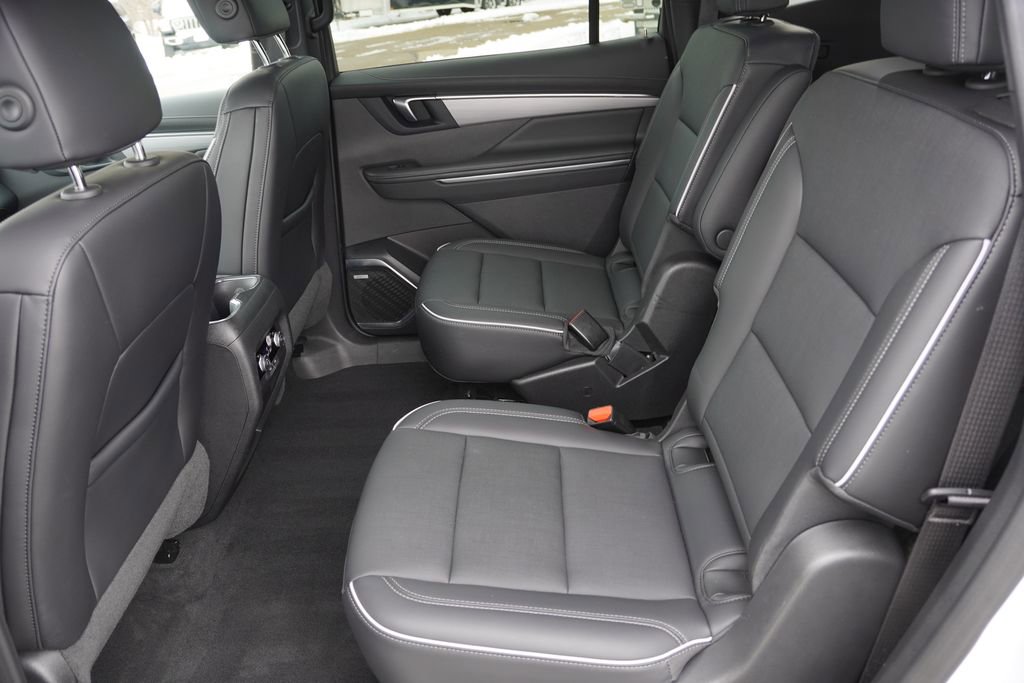 Certified 2025 Buick Enclave Preferred image 17