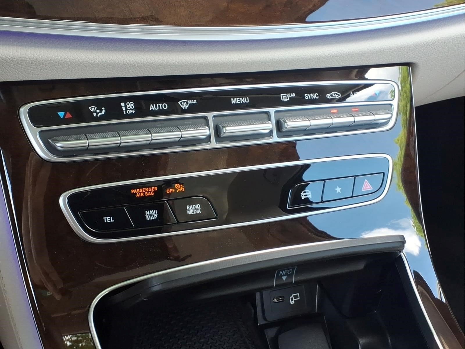 Certified 2023 Mercedes-Benz E 350 4MATIC Sedan image 21