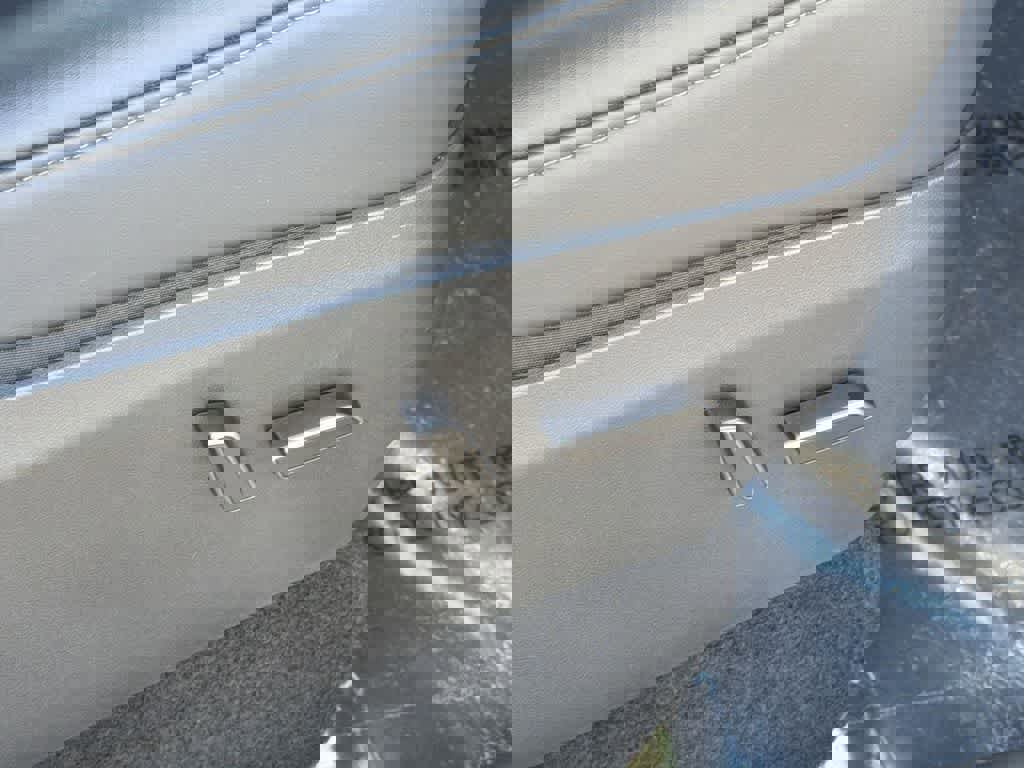 Used 2023 Tesla Model Y Performance image 41