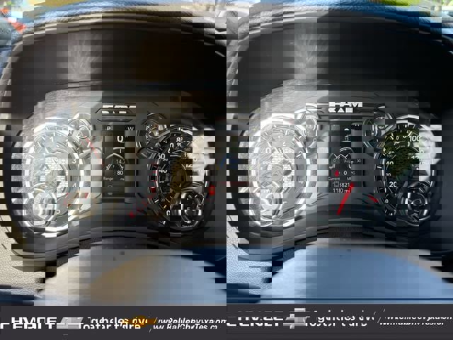 Used 2024 RAM 3500 Big Horn image 18