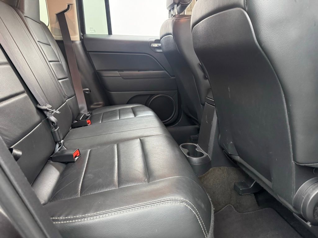 Used 2017 Jeep Patriot High Altitude image 32