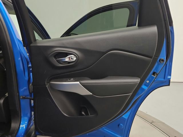 Used 2022 Jeep Cherokee Latitude image 34