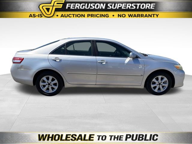 Used 2011 Toyota Camry LE w/ LE Extra-Value Pkg image 6